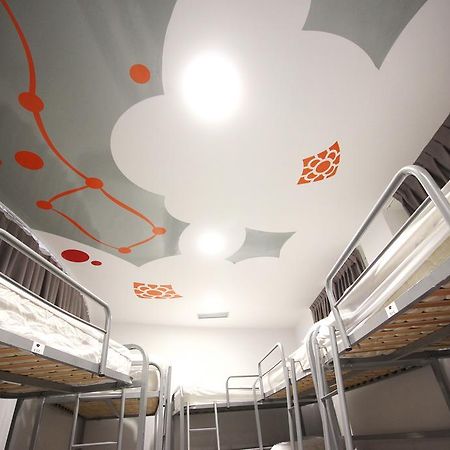 Botxo Gallery - Youth Hostel Билбао Екстериор снимка